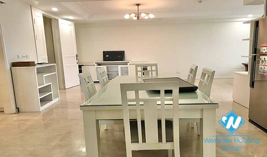 Mid floor apartment for rent in building P fully furnished 4 bedrooms